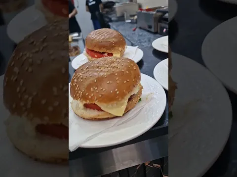 مطعم شاف دحمان دويرة مرحبا بيكم نتهلاو فيكم كامل لحباب 0675553039