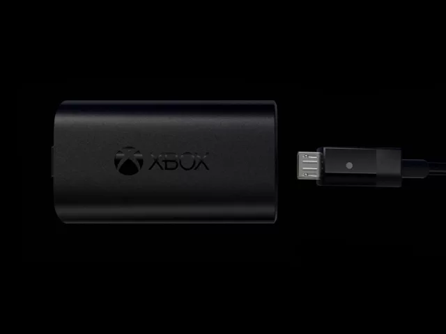 Xbox One Play &amp; Charge Kit