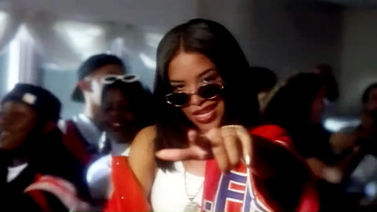 Junior M.A.F.I.A. feat. Aaliyah - I Need You Tonight (Official Video) Junior M.A.F.I.A. feat. Aaliyah - I Need You Tonight (Official Video)