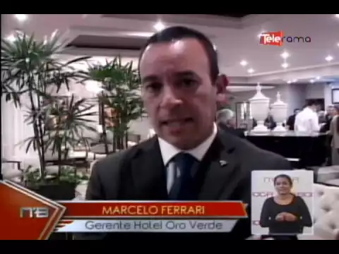 Hotel Oro Verde de Cuenca develiza placas