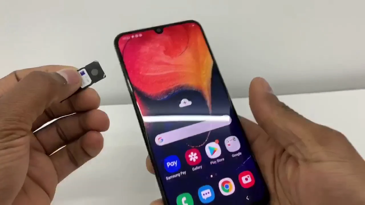 How to Fix No SIM Found, Invalid SIM, Or SIM Card Failure Error on Android How to Fix No SIM Found, Invalid SIM, Or SIM Card Failure Error on Android