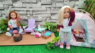 OUR GENERATION DOLLS PACKING BAGS TO CAMPING