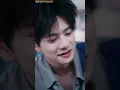 90년대 가난한 거지로 환생, 우연히 신비한 눈이 깨어나 물건 가치를 꿰뚫는 능력을 얻는다. 그후 크게 출세하고 여러 미녀를 아내로 맞는다.