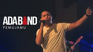 ada band pemujamu live bass nya keren