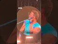 Download Lagu The moment a Coldplay fan from China sang with the band in Hull