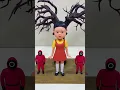Download Lagu Wiggly Clay Bobbleheads vs. the Sharp-Eyed Squid Game Doll!