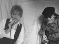 DAVID BOWIE AND JOHN LENNON Singing Fame Live 1975 mpeg2video