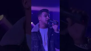 اسمع الكروان وهو رايق   هدي في قلبك طلقه   لو عوزت تكلمني   عصام صاصا الكروان لايف     دندنها