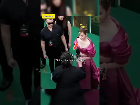 Lisa's dangerous manager 😱#lisa #lalisa