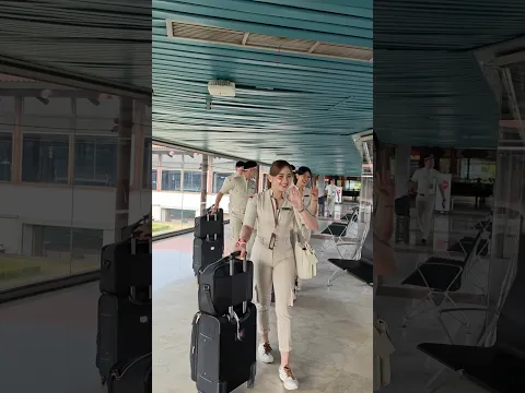 Pramugari Cantik Super Air di Sedang Menuju Pesawat 🥰🥰💪💪