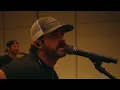 Riley Green - Different ‘Round Here (Live Performance | Vevo)