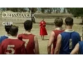 Video di The Dressmaker - Il diavolo è tornato. Scena in italiano "Occhi sulla palla" 