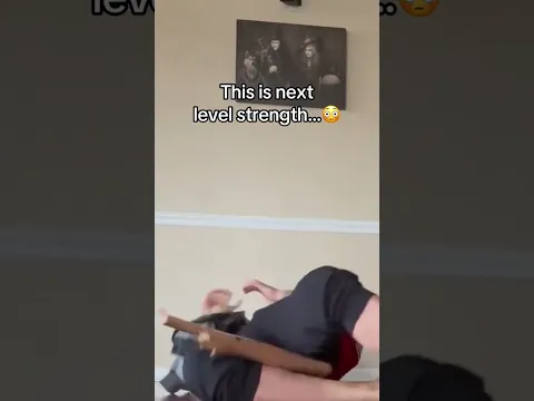He really snapped 3 bats 😳 (realkillerkross/X)