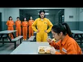 Download Lagu 女狱霸欺负新来的女孩，哪知对方是功夫高手，一招制敌霸气回击！