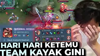 Download Nyerah Gw Main SOLO Rank Ketemu Team Bikin Emosi Terus!! - Mobile Legends MP3