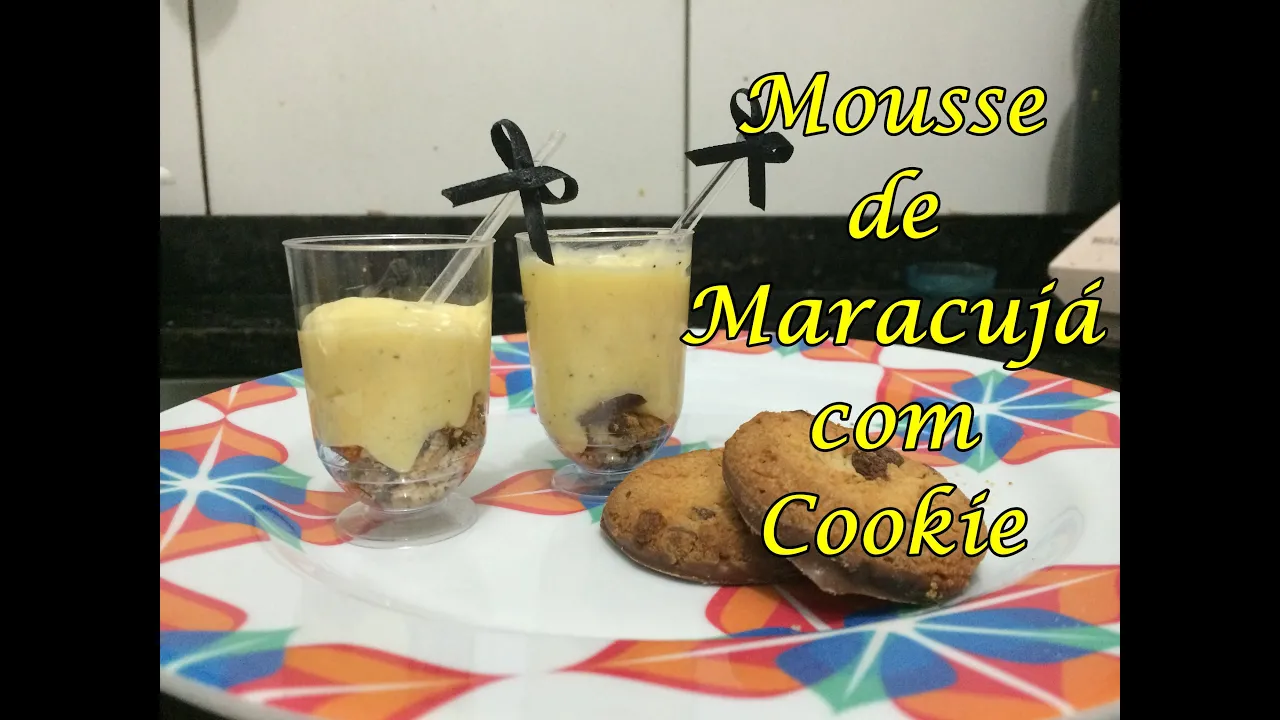 RECEITA: MOUSSE DE MARACUJÁ COM COOKIES