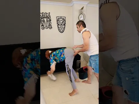 His fun, her revenge 😅#comedy #couplecomedy #couple #funny kiki