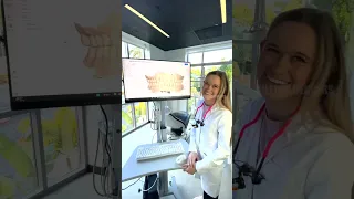 THIS TOOL SCANS YOUR TEETH