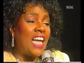 Gloria Gaynor - Can't take my eyes off of you