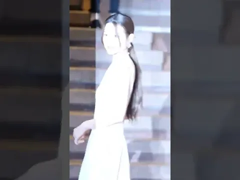 Video Thumbnail: #周秀娜 活動現場，魅力四射，美得發光#周秀娜 #港星女神 #完美身材 #魅力女人 #美出高級感