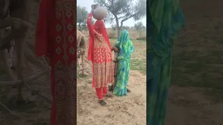 الف ت ي ات ي س ت ر ح ن ع ند الج م ل ب ع د الت ع ب ف ي الح ق ول 