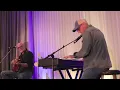 Phil Vassar performs Jo Dee Messina hit "Bye Bye" in Nashville