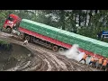 LUAR BIASA SULIT !!! PENUH PERJUANGAN, Drama Terburuk Truk Rasa Kereta Api Tersiksa di Jalan Licin