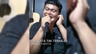 busker goes viral for covering the song aishiteru dua