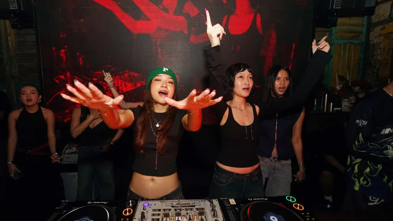 DESSY X FLSHA DJ SET | VAMOS JOGJA