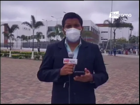 Inicio la vacunación a los médicos del hospital Guasmo Sur