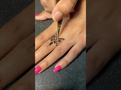 Stylish Ring Mehndi Design // back hand Mehndi