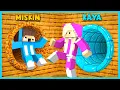 Download Lagu MIPAN \u0026 ZUZUZU HARUS PILIH TEROWONGAN MISKIN ATAU KAYA DI MINECRAFT SURVIVAL!