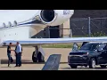 GULFSTREAM G550 Arrives From Austin - LOOK WHO COMES OFF