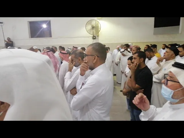 ⁣جانب من تشييع الخطيب الحسيني الملا عبدالله سويد (رحمه الله)،، الثلاثاء ٣ رمضان ١٤٤٣هـ - مقطع ٢