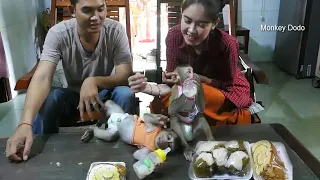 Baby Dodo's Feast: Giant Palm Cake & Extra Milk Overload!