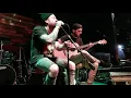 Slaves - True Colors (Acoustic)