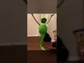 KERMIT THE FROG DANCING TO NARCOS THEME SONG