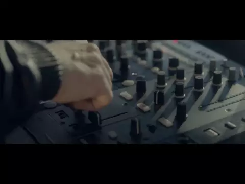 Download MP3 David Guetta - The Alphabeat (Official Video)