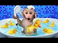 Download Lagu Monkey Baby Bon Bon eats jelly in the pool with duckling and goes to the farm with puppy