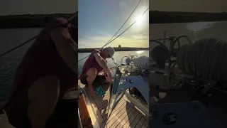 Putting together our new anchor | Mantus M2 #sailing #mantusanchor #boating
