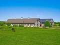 Convenient and Peaceful Horse Farm in Water Mill New York