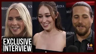 alycia debnam carey claire holt u0026 ben robson talk american accents u0026 a violent separation