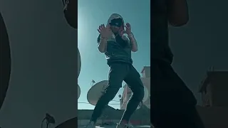تراك الموسم   وانا بهبل على المزيكا    فاهم أصدى  كلمه حلوه لى اخوك فى كومنت      دندنها