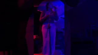 ليمون بارا سلاف إلياس 