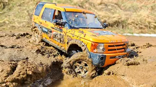 Land Rover Discovery in Sticky Clay! 😱 Extreme Winch Anchor Recovery on RC Cars
