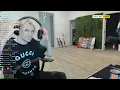 xQc fixing his posture