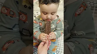 ماعم يشبعو ايس كريم اخدتها منون وانزعجو 