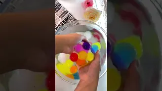 رانو وخلودة جربوا ترند الأوربيز الكرات يلي بتكبر بالمي 