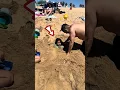 Download Lagu 🏝️berhenti mengubur diri kayak gini di pantai : bahaya tau