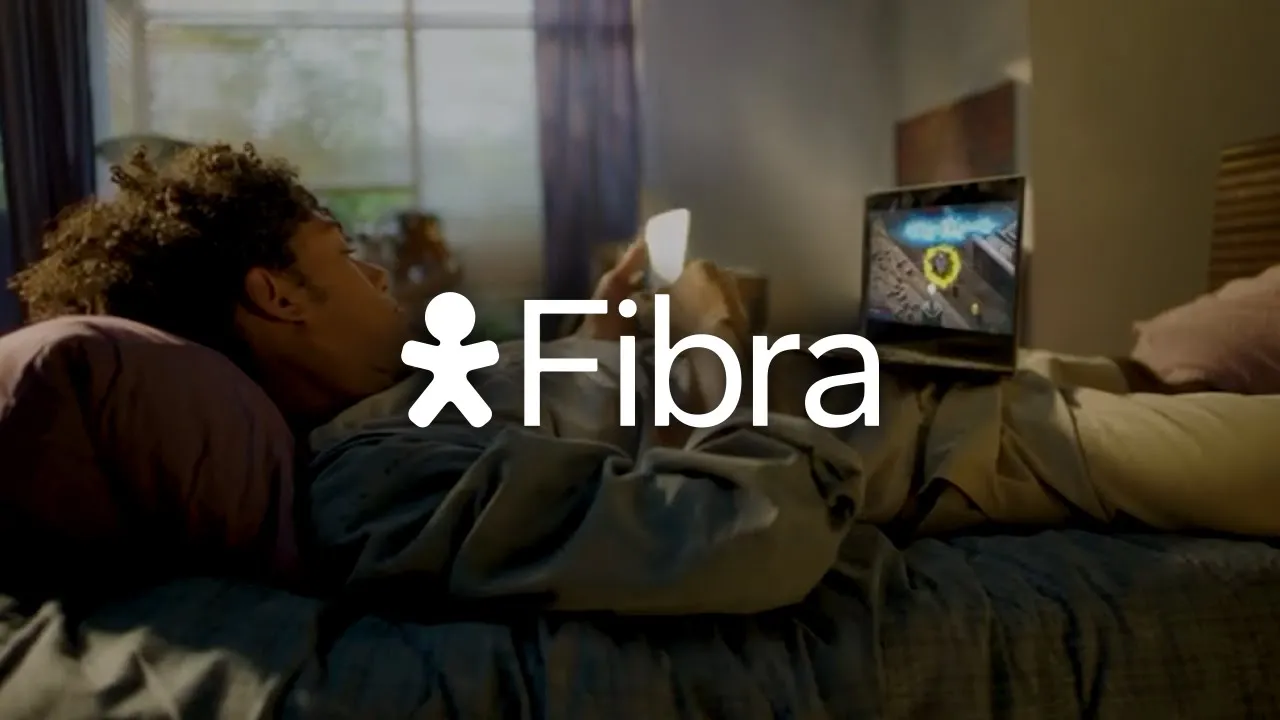 Vivo — Vivo Fibra — Internet que vai longe (YouTube video ad)